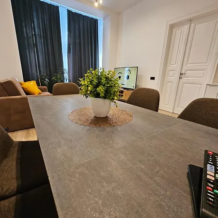 Flat Appartement *