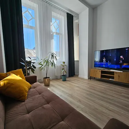 Flat * Lviv